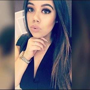 Meet your Posher, Alyssa